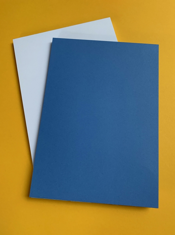 Blank notepads blue and white